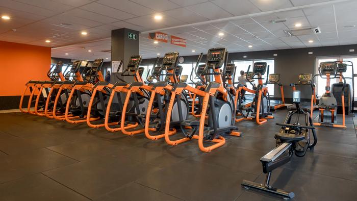 Basic-Fit Mechelen Schalienhoevedreef 24/7