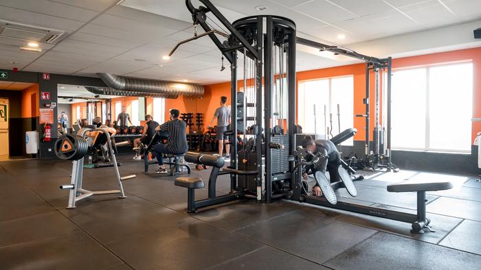 Basic-Fit Mechelen Schalienhoevedreef 24/7