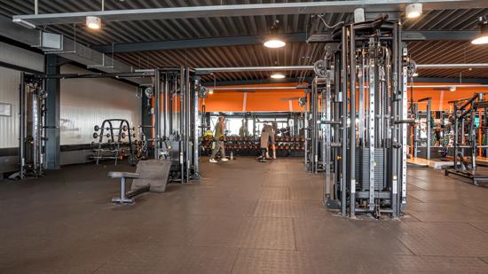 Basic-Fit Sint-Pieters-Leeuw Bergensesteenweg 24/7