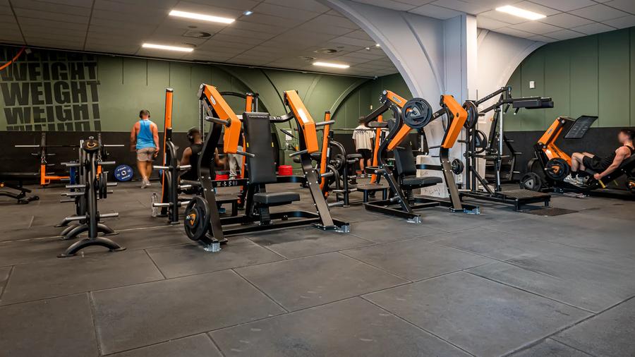 Basic-Fit Sint-Niklaas August de Boeckstraat 24/7