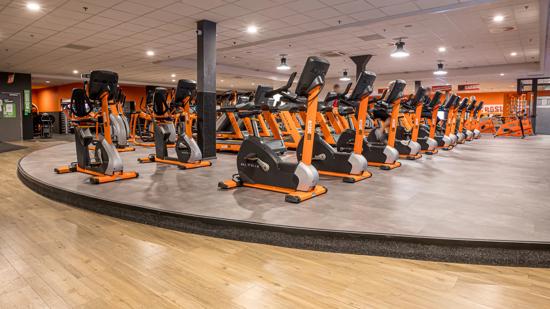 Basic-Fit Schelle Boomsesteenweg 24/7