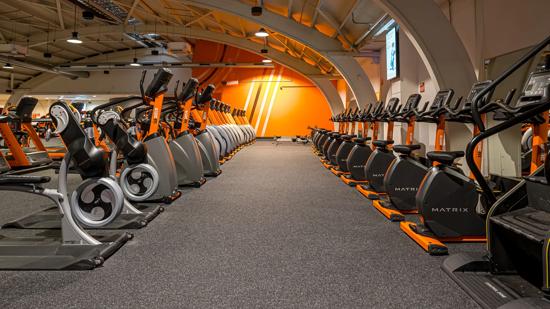 Basic-Fit Li&egrave;ge Rue du Plan Incline LADIES