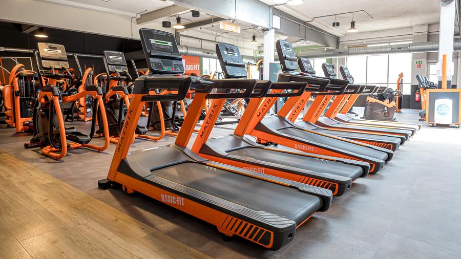 Basic-Fit Hasselt Badderijstraat 24/7