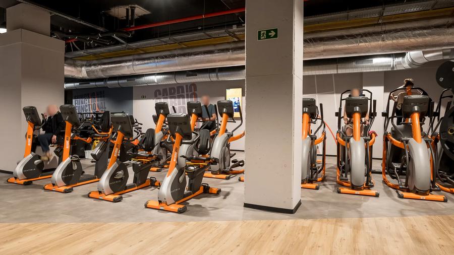 Basic-Fit Brugge Station 24/7