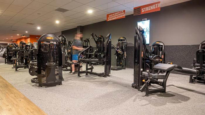 Basic-Fit Courcelles Rue du General de Gaulle 24/7