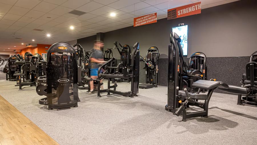 Basic-Fit Courcelles Rue du General de Gaulle 24/7