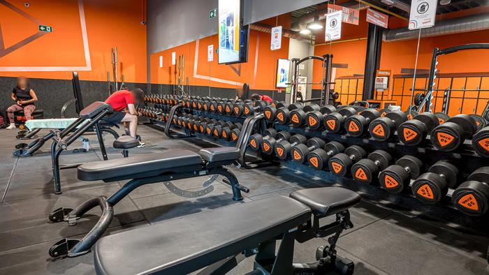 Basic-Fit Wezembeek-Oppem Mechelsesteenweg 24/7