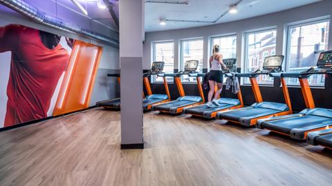 Basic-Fit Leuven Vital Decosterstraat 24/7