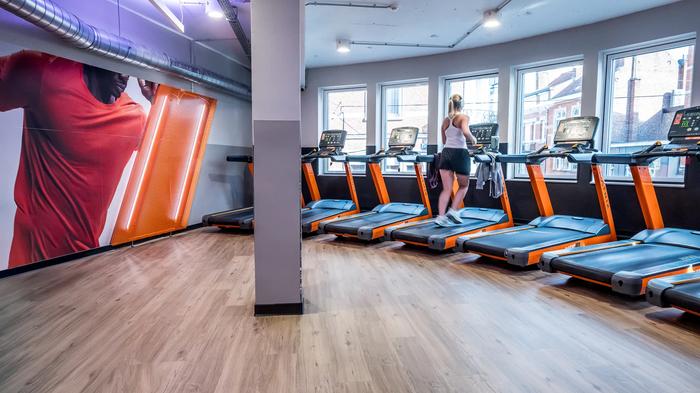 Basic-Fit Leuven Vital Decosterstraat 24/7