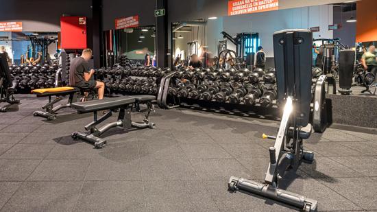 Basic-Fit Oostende Torhoutsesteenweg 24/7