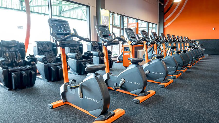 Basic-Fit Estaimpuis Jules Vantieghem 24/7