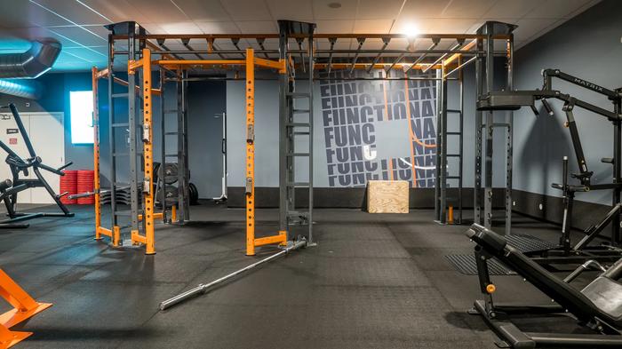Basic-Fit Brussels Forest Ch. de Neerstalle
