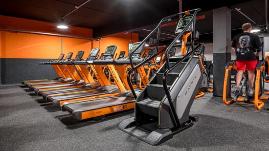 Basic-Fit Halle Rene Deboecklaan 24/7