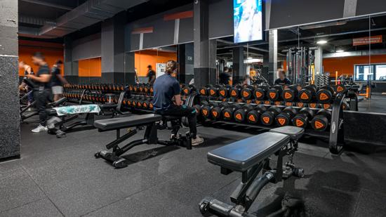 Basic-Fit Halle Rene Deboecklaan 24/7