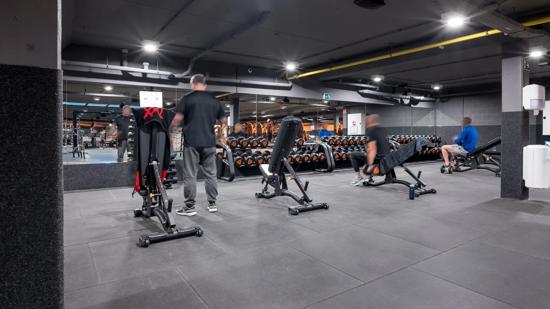 Basic-Fit Overpelt Sellekaertsstraat 24/7