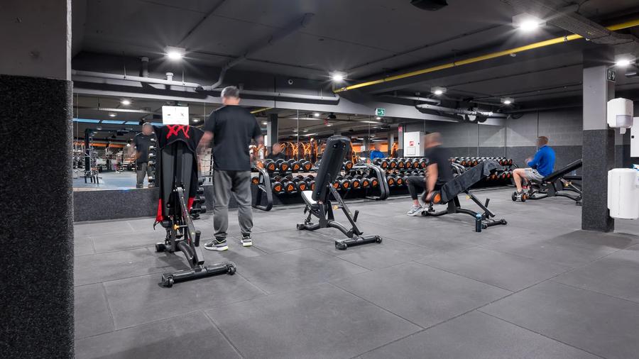 Basic-Fit Overpelt Sellekaertsstraat 24/7