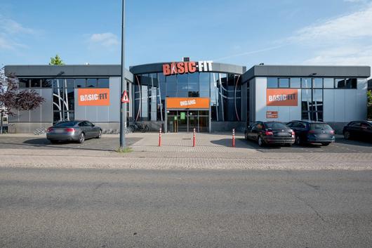 Basic-Fit Overpelt Sellekaertsstraat 24/7