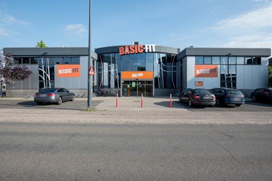 Basic-Fit Overpelt Sellekaertsstraat 24/7