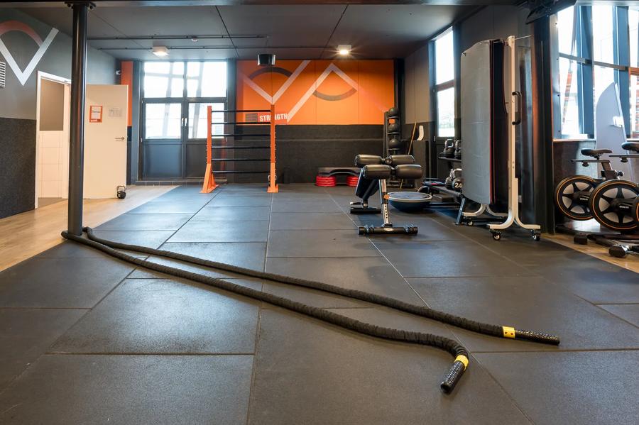 Basic-Fit Overpelt Sellekaertsstraat 24/7