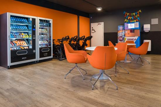 Basic-Fit Overpelt Sellekaertsstraat 24/7