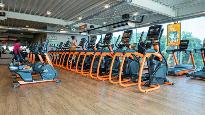 Basic-Fit Lanaken Steenweg 24/7