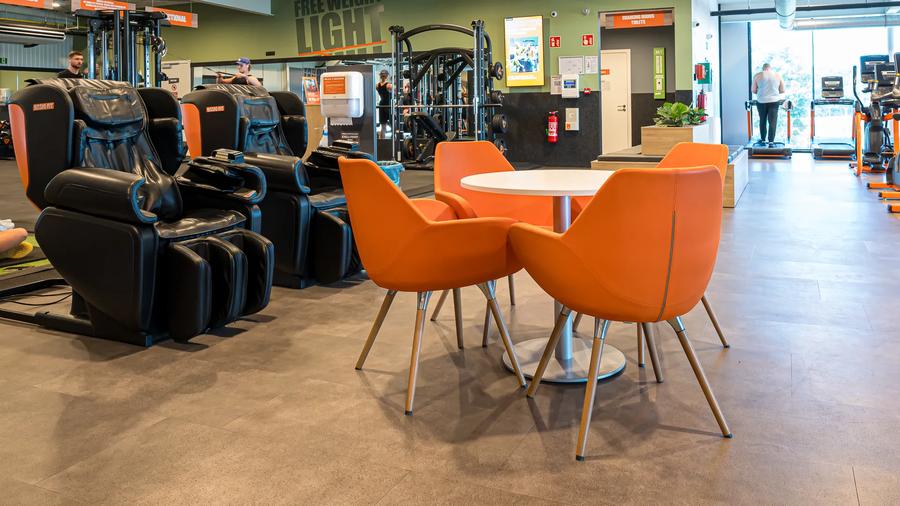 Basic-Fit Lanaken Steenweg 24/7