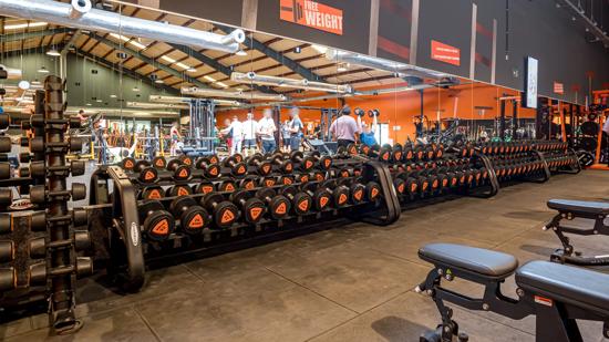 Basic-Fit P&eacute;ruwelz Boulevard L&eacute;opold III  24/7