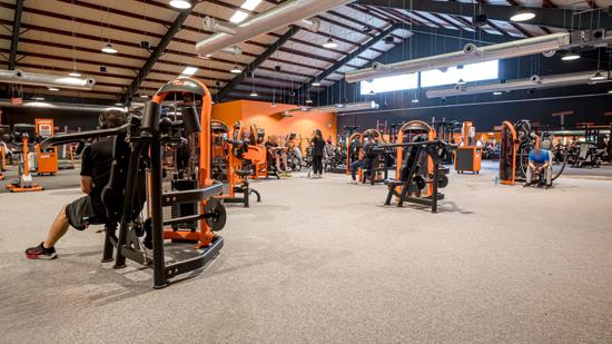 Basic-Fit P&eacute;ruwelz Boulevard L&eacute;opold III  24/7