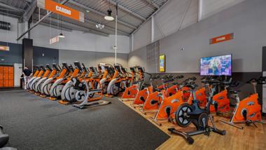 Basic-Fit Lys-Lez-Lannoy 428 Rue des Verdiers 24/7