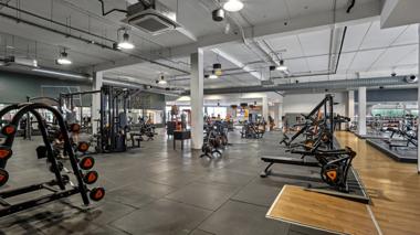 Basic-Fit Cesson-S&eacute;vign&eacute; Rue des Mesliers