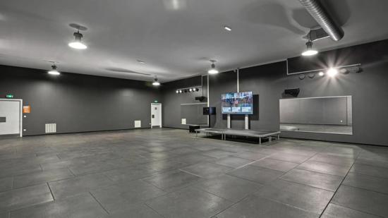 Basic-Fit Cesson-S&eacute;vign&eacute; Rue des Mesliers