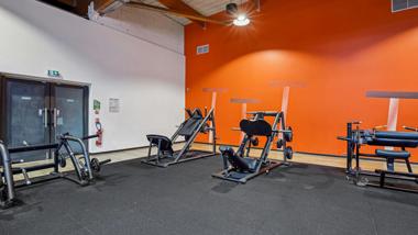 Basic-Fit Chateauroux C. Cial Carrefour Chateauroux 24/7