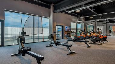 Basic-Fit Les Pennes Mirabeau Avenue du Plan de Campagne 24/7