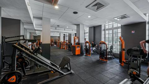 Basic-Fit Bordeaux Cours de l&rsquo;Intendance