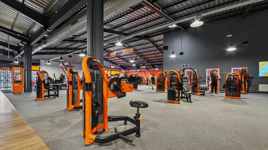 Basic-Fit C&eacute;bazat Route Nationale 24/7
