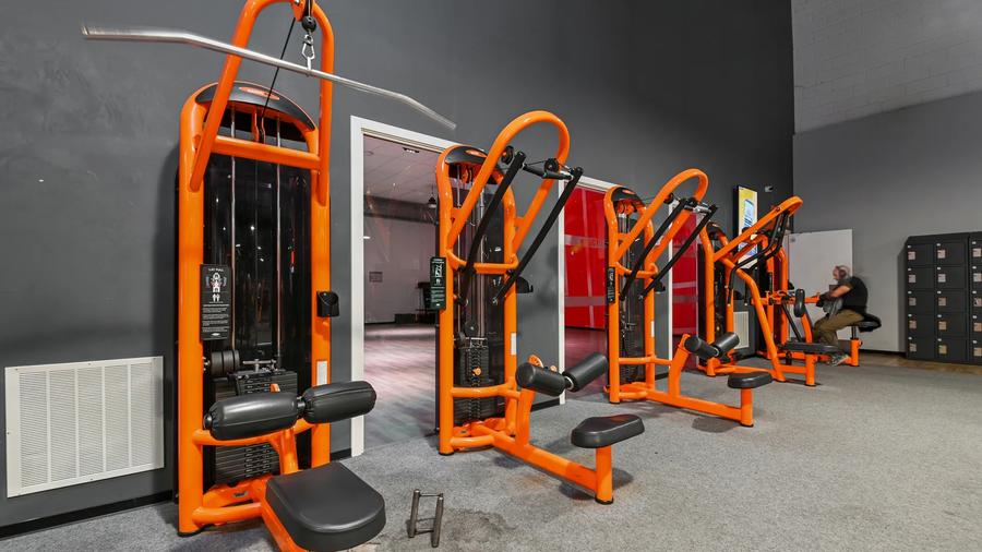 Basic-Fit C&eacute;bazat Route Nationale 24/7