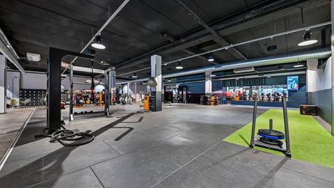 Basic-Fit Saint-Etienne Rue des Docteurs Charcot 24/7
