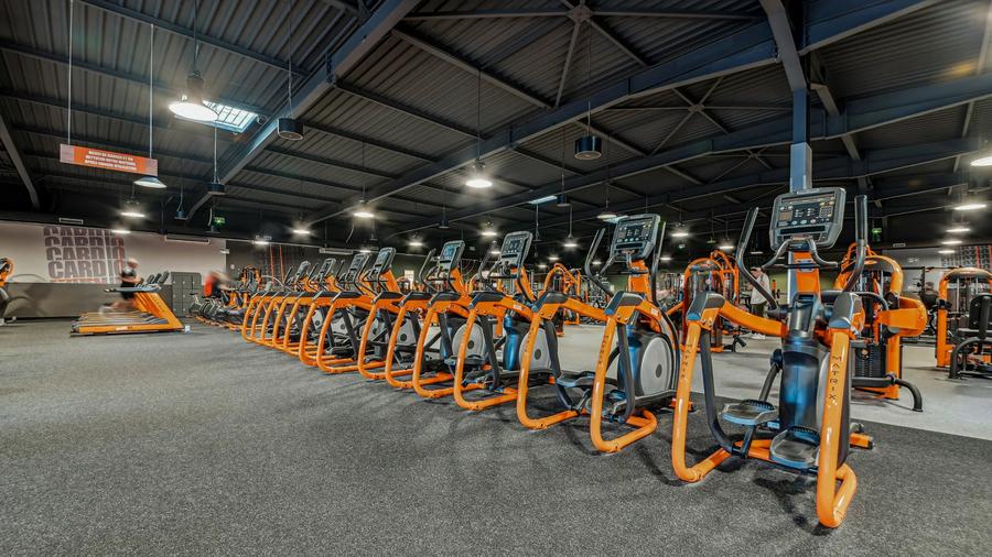 Basic-Fit Varennes Vauzelles Av G&eacute;n&eacute;ral de Gaulle 24/7