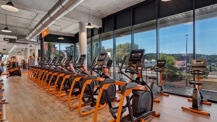 Basic-Fit Boulazac Avenue Robert Desnos