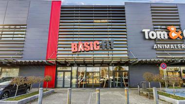 Basic-Fit Coigni&egrave;res Rue des Fr&egrave;res Lumi&egrave;re