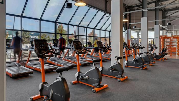Basic-Fit La Chapelle Saint Aubin Rue Albert de Dion 24/7