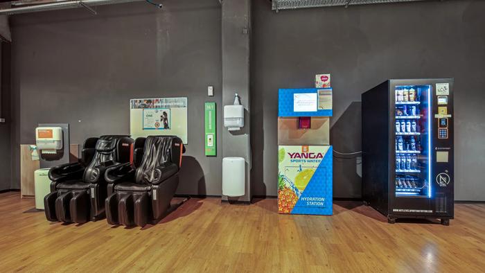 Basic-Fit Saint-Louis Rue la Crois&eacute;e des Lys