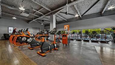 Basic-Fit Grenoble Cours de la Libération