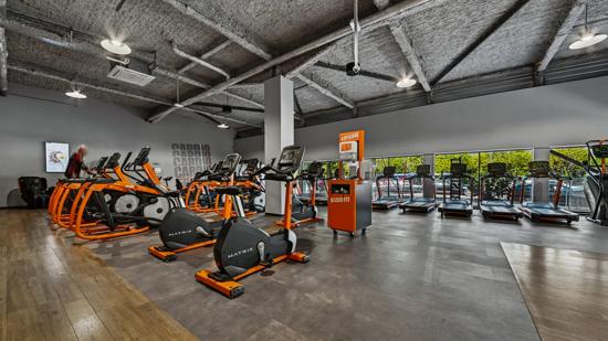 Basic-Fit Grenoble Cours de la Lib&eacute;ration