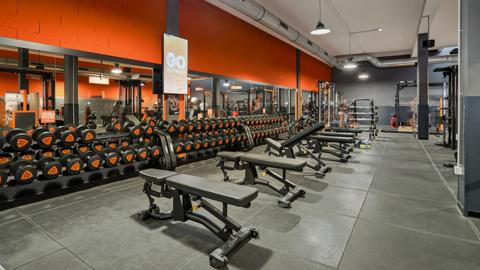 Basic-Fit Mougins Chemin des Campeli&egrave;res