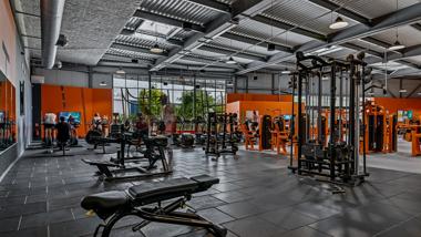 Basic-Fit Saint-Etienne CC ZAC Steel