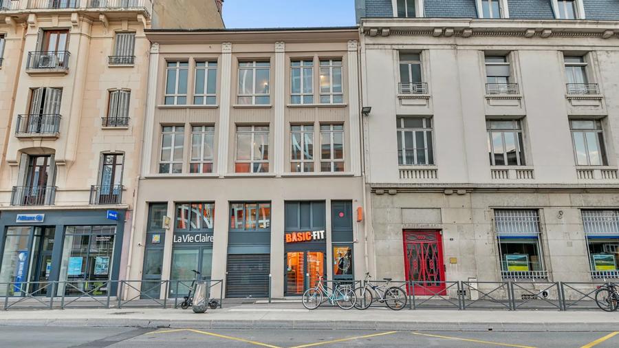 Basic-Fit Chamb&eacute;ry  Boulevard de la Colonne 24/7