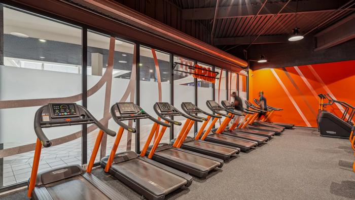 Basic-Fit Lormont CC Quatre Pavillons Mixte + Ladies