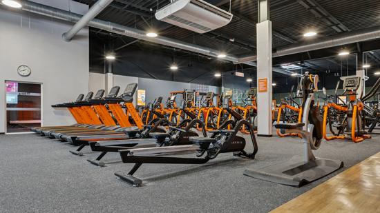 Basic-Fit Villab&eacute; Avenue des courtes Epluches 24/7