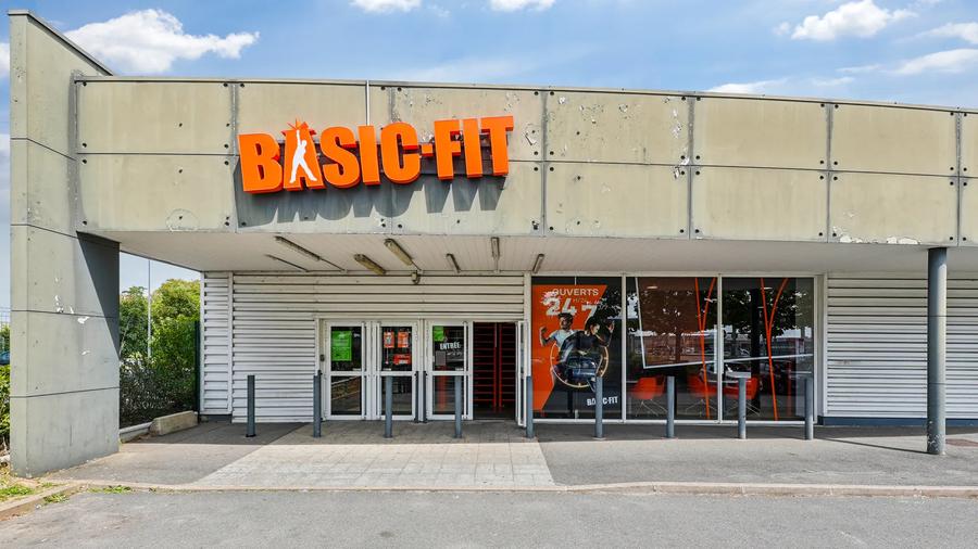Basic-Fit Villab&eacute; Avenue des courtes Epluches 24/7